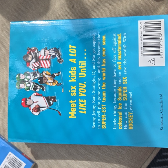 Set of 5 Books - Picture 6 of 8